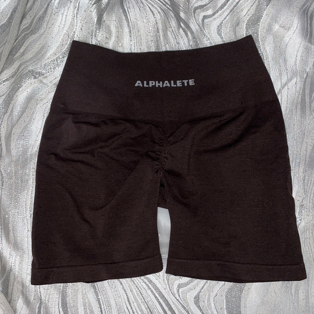 Alphalete Amplify Short 4.5” Chocolate
